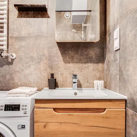 Bierutowska 57b By Homeprime *